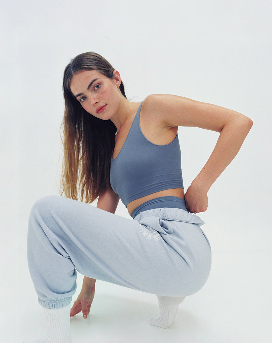 Seamless body smooth scoop neck top | Sky Blue