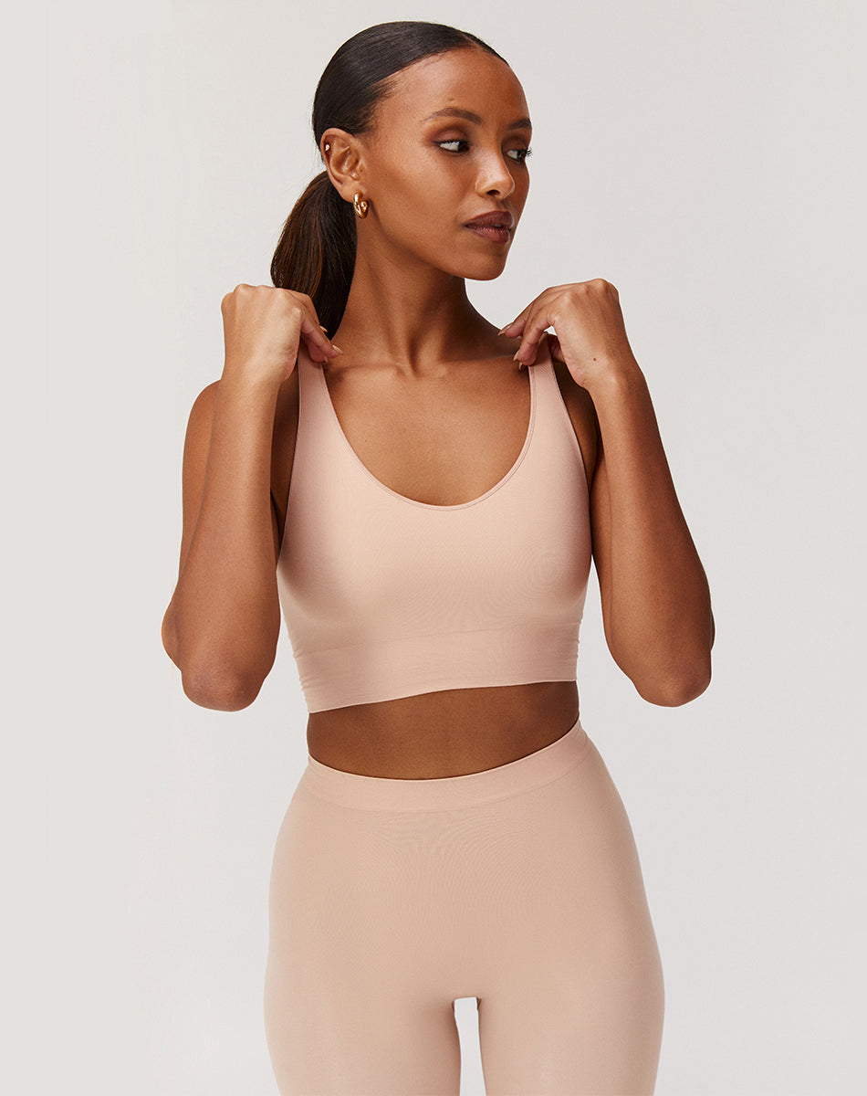 Seamless body smooth scoop neck top | Nude