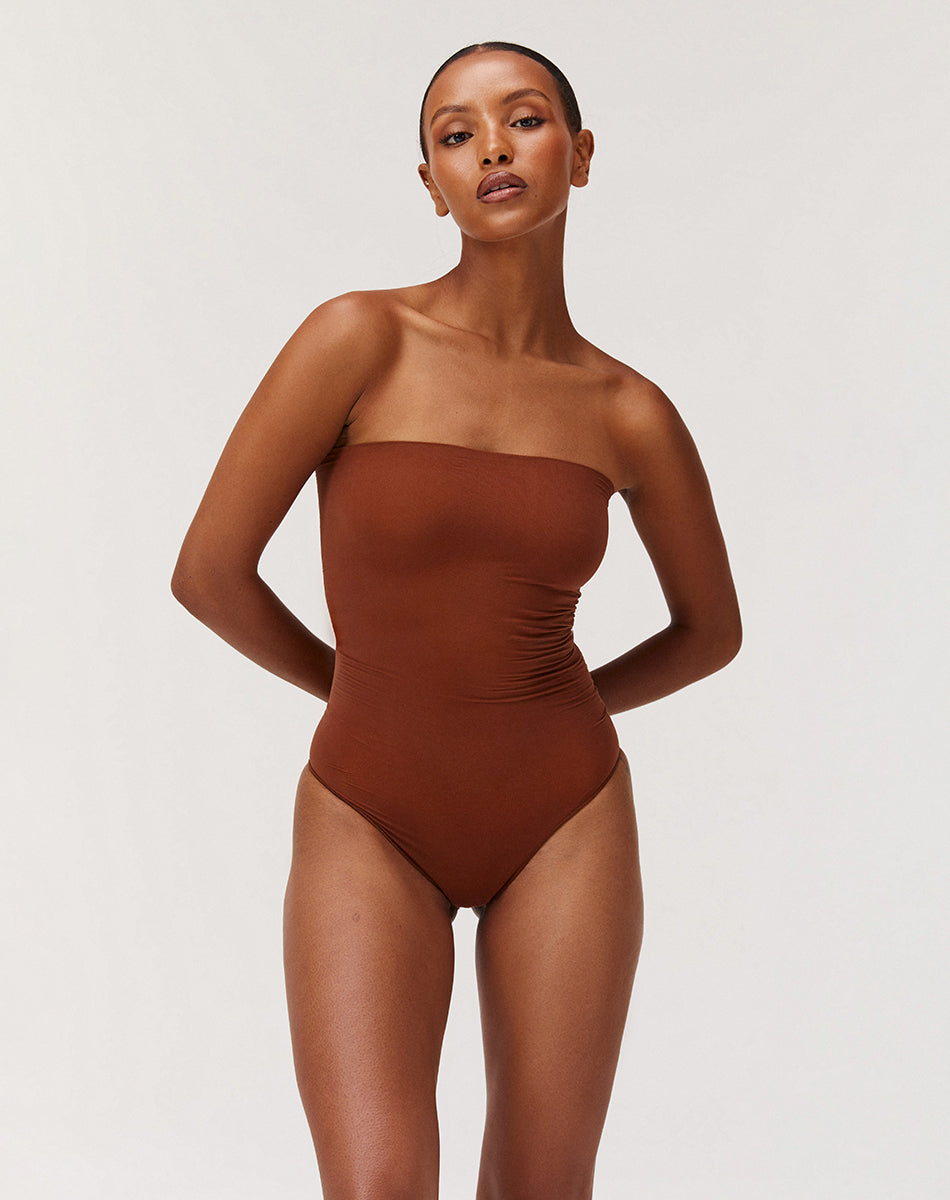 Ultra-thin seamless forming strapless bodysuit | Brown