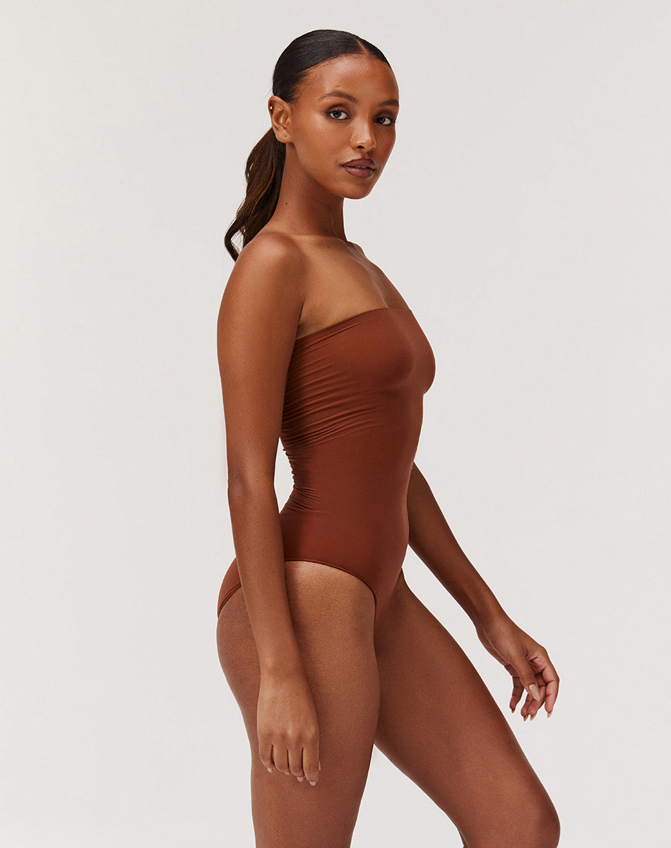 Ultra-thin seamless forming strapless bodysuit | Brown