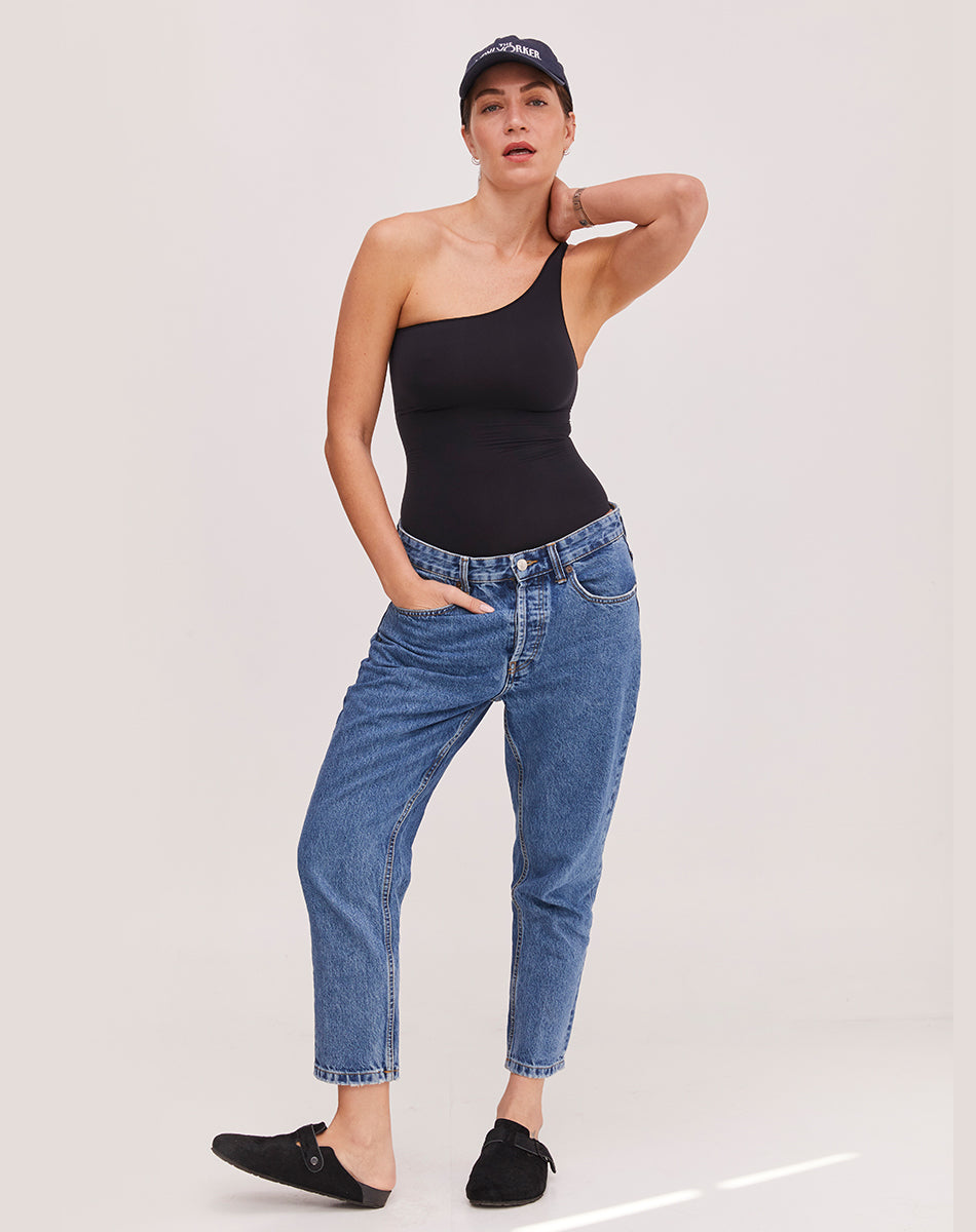 Ultra-thin seamless forming one shoulder bodysuit | Black
