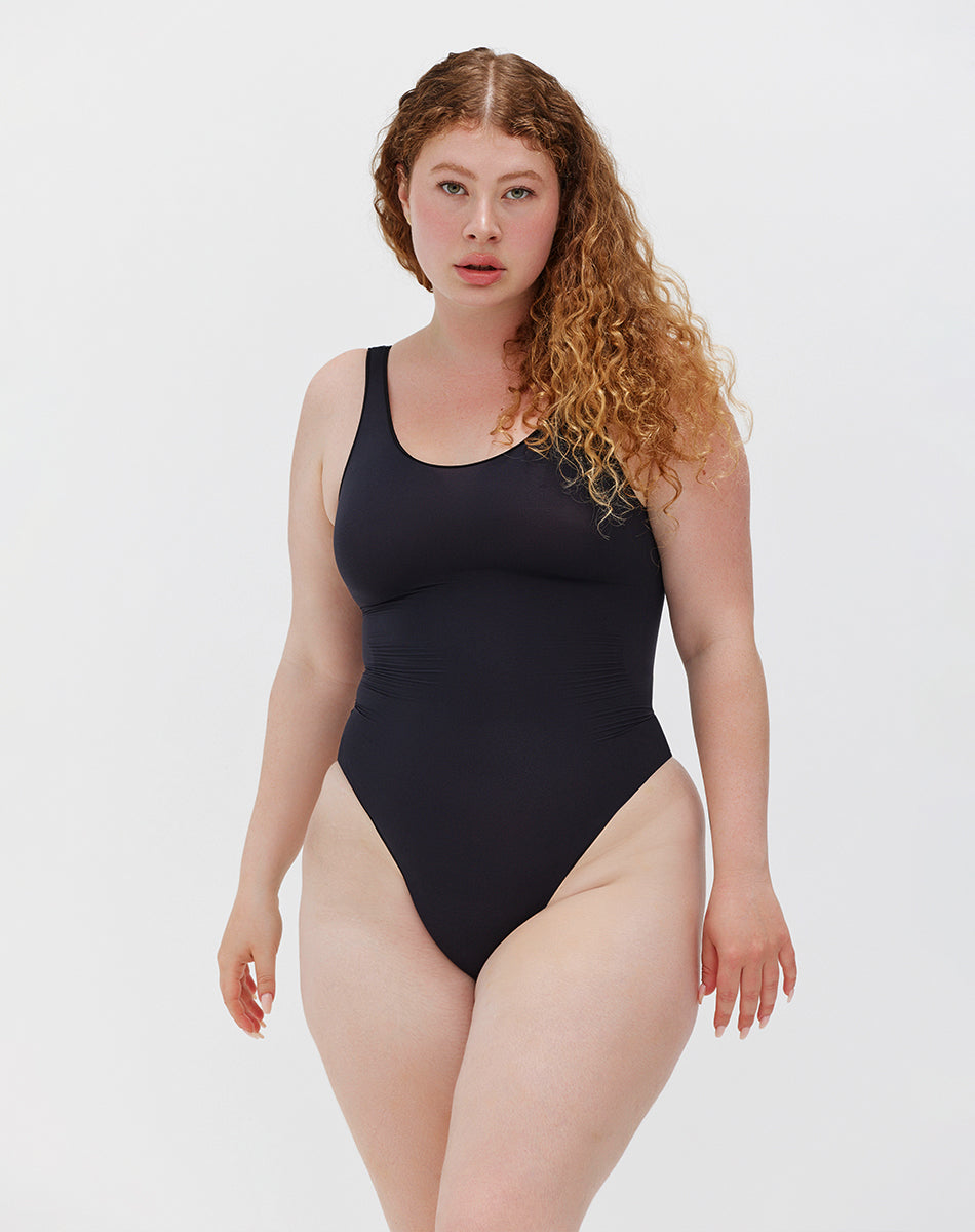 Ultra-thin seamless forming scoop neck bodysuit | Black
