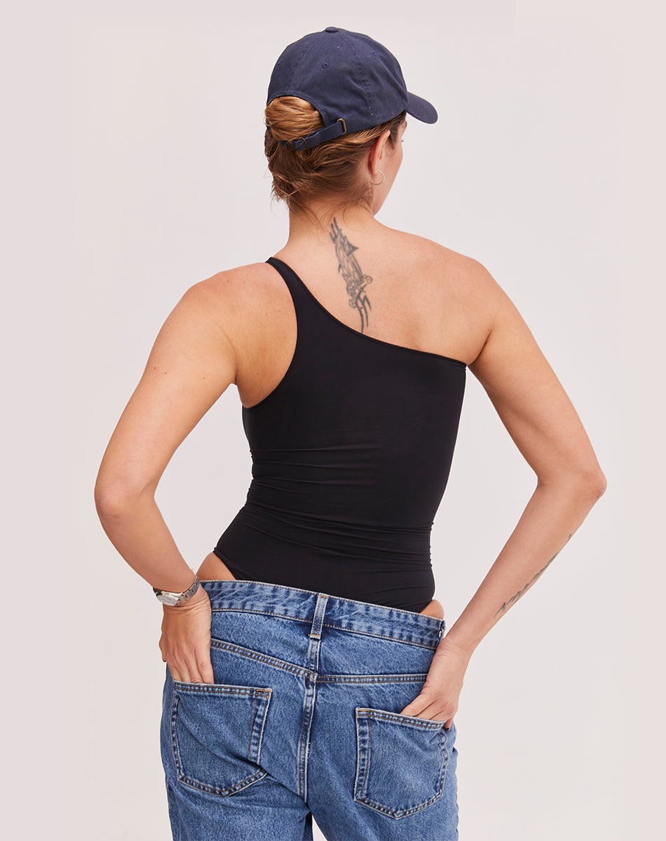 Ultra-thin seamless forming one shoulder bodysuit | Black