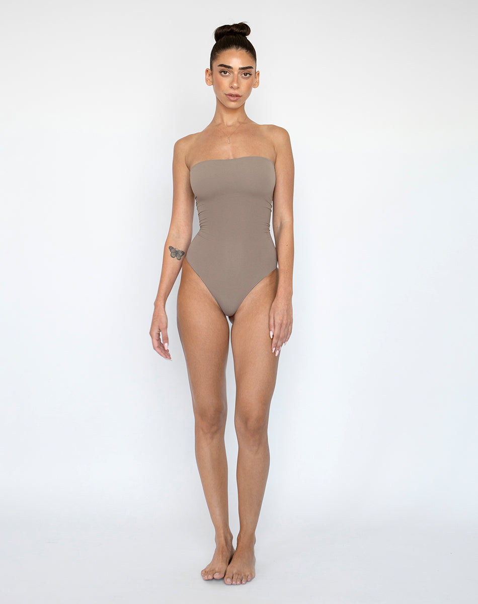 Ultra-thin seamless forming strapless bodysuit | Mocca