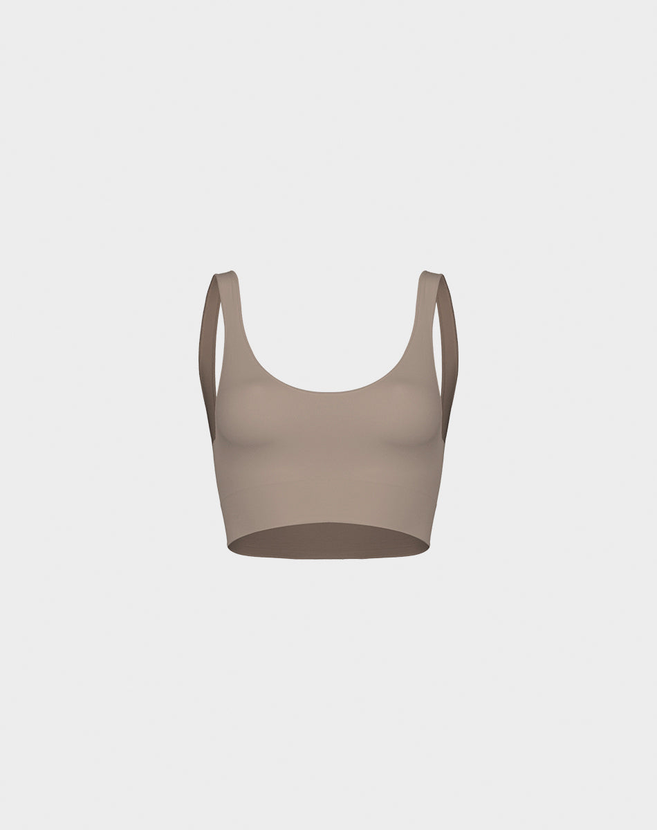 Seamless body smooth scoop neck top | Mocca